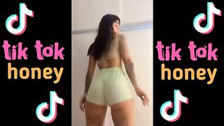 TIKTOK GIRL TWERK CHALLENGE 2022