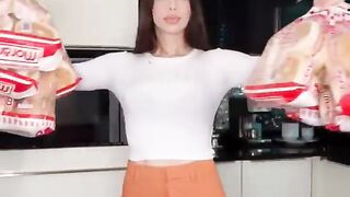 1 Burger = 1 Smile