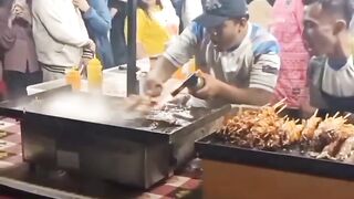 Jadi sate berkuah