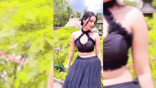 Indian Model Khushi Yadav Dance 2