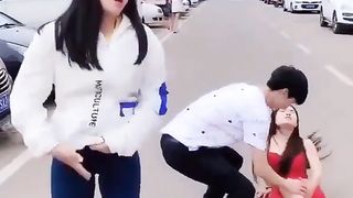 Parodi Bikin Ngakak