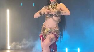 BELLY DANCE. AESTHETICS.
