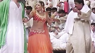 Pakistani Punjabi Old Movie Scene Actor Shan