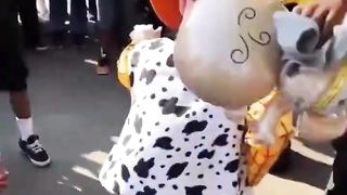 LOL_%F0%9F%98%86_Woody_Lit%21%21_%F0%9F%95%BA%F0%9F%8F%BE_RIP_POP_SMOKE___%23Shorts_%23ToyStory_%23PopSmoke_%23Dance(720p).