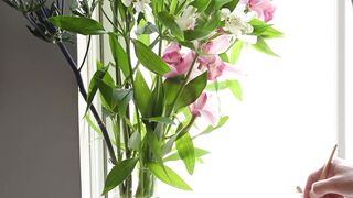 "Éclat Naturel : Les Fleurs dans l'Art de la Peinture"