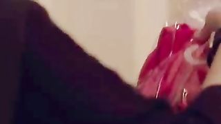آخر میں پتہ چلے گا کہ بیوی کا شک درست تھا کہ نہیں۔