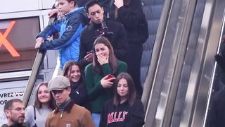 Prank - LE PIRE VLOGUEUR DU MONDE Part.4 / LES VLOGS GÊNANTS