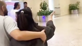 Meet with mother after 17 years.