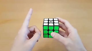 Learn how to solve a rubik's cube in 10 minutes