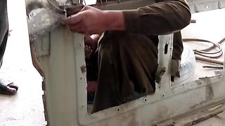 Working of carry daba