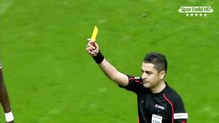 Legendary Red Cards in Football 4