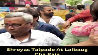 Shreyas Talpade At Lalbaug Cha Raja #shorts #shreyastalpade #short #trending #viral #bollywood #shortvideo