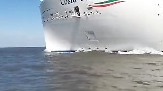 Very biggest cruise
