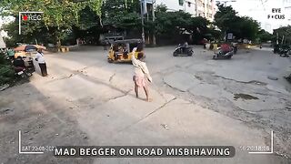 Salute this little  girl ..#Help others # Humanity# kindness#