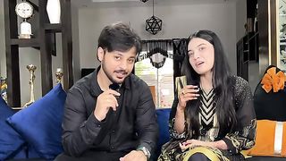 OUR LOVE STORY ♥️ | Hamari Pehli Mulaqaat Kesy Hui ?