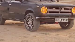 Vaz 21011 2