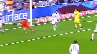 Incredible goal line clearance --(720P_HD).