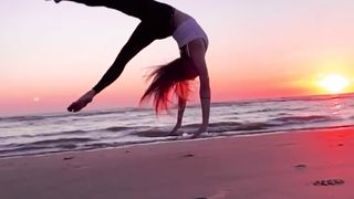 Amazing female skills!!
