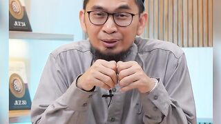 Ustadz Adi Hidayat's  lecture