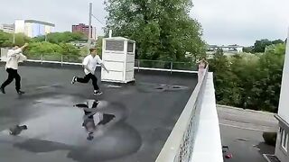 Подписка и Лайк друзья