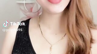 Awesome voice Urdu Hindi song