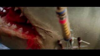 Shark Trap Scene | Jaws: The Revenge | CLIP