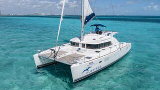 Catamaran Boat