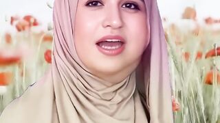 AURAT TAANG KHOL KAR CHALAY TO