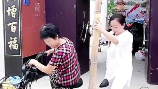 Bingung ini mah????????