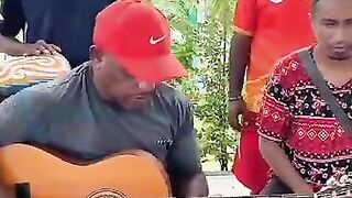 Acoustic keroncong "Bengawan Solo" in a beautiful and melodious cover of the song