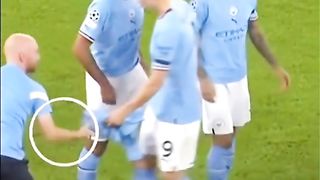 Respect moment in football