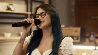 Arlida Putri - Janji Putih (Official Music Video).