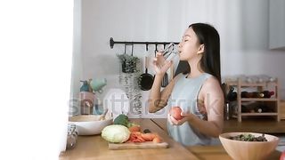 Woman cooking 2