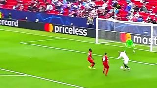 Football Dives That Deserve Oscars ????