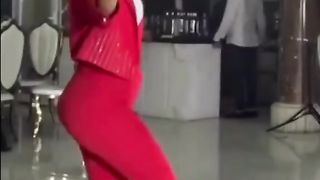 Dancing girl woooow