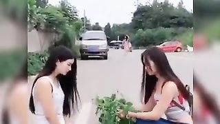 Parodi Ngakak