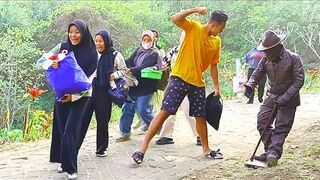 Ketika pak patung ketemu si pembuat patung..!! prank patung..!!!