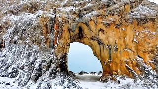 Dapeng Sees the World - Tibet, China (4)