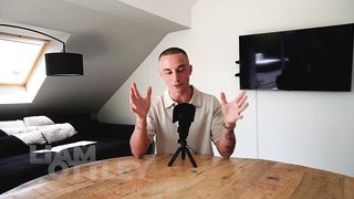 $0 to $10,000 a month with this new AI business