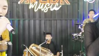 Dua tahun Ngana sa tinggal Ngana pigi Bertahan (ARLIDA PUTRI FT. DIKE SABRINA -PAMBASILET) _shorts(720P_HD).