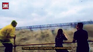 Huge shock Monster wave overwhelms vacationers