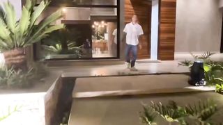 habibi welcom to Dubai