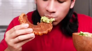 Chicharron w/ Guacamole