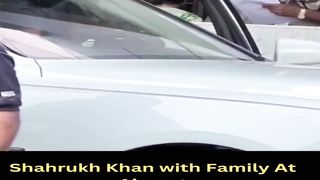 Shahrukh Khan with Family At Airport #shahrukh #youtubeshort #shorts #trending #viral #shortvideo