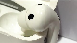 Airpod advert