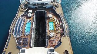 Cruise ship 2