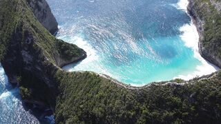 "Hidden Treasures of Nature: An Unforgettable Expedition"