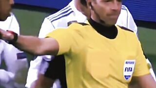Ronaldo ! "Ball Levitates" ????????