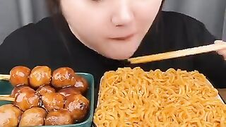 Eating Challenge ( 12 Wings, 1lb noodles, 5 meatball kebab