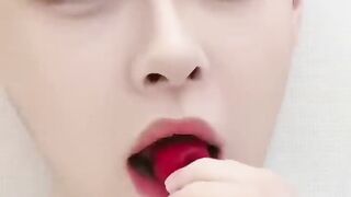 체리로 블러셔 하는 팁